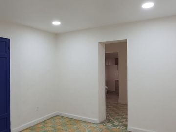 Casa recién renovada lista para reestrenarse.