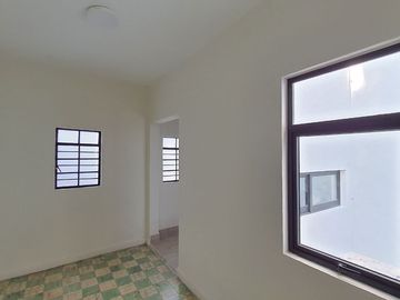 Casa recién renovada lista para reestrenarse.