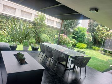 Casa en venta en Bosques de las Lomas