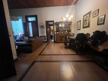 Casa de 5 ambientes en Venta en Villa crespo