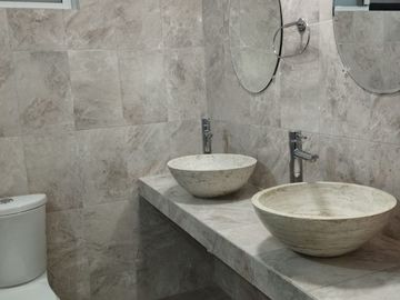 CASA EN VENTA MILENIO III