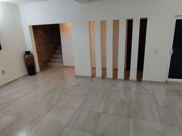 CASA EN VENTA MILENIO III