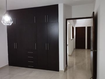 CASA EN VENTA MILENIO III