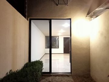 CASA EN VENTA EN ZOI SUR RESIDENCIAL, JARDINES DE SANTA ANITA, TLAJOMULCO