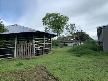 Casa Campestre en Venta Via la Tebaida