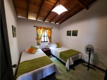 Hotel Campestre en Venta via Tebaida - Quindio