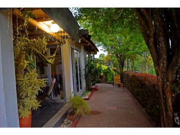 Hotel Campestre en Venta via Tebaida - Quindio