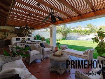 Acogedora casa en condominio, Piedra Roja