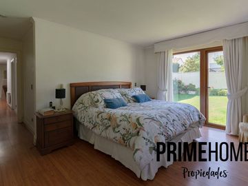 Acogedora casa en condominio, Piedra Roja