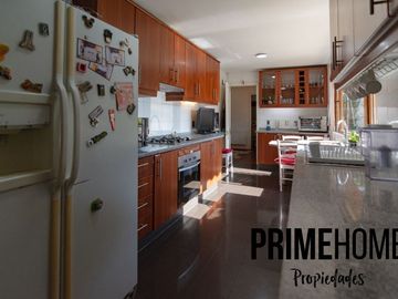 Acogedora casa en condominio, Piedra Roja