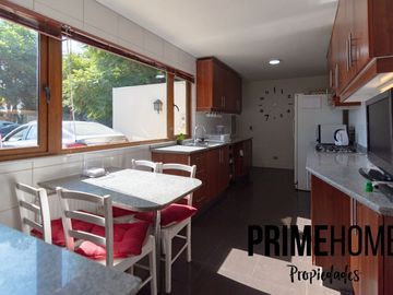 Acogedora casa en condominio, Piedra Roja