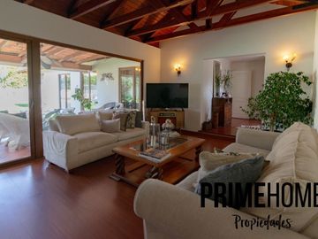 Acogedora casa en condominio, Piedra Roja