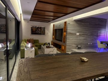 CASA EN VENTA VALLE PONIENTE