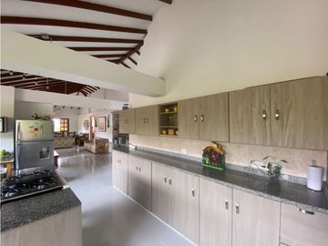 VENTA CASA CONJUNTO CERRADO MONTENEGRO
