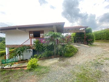 VENTA CASA CONJUNTO CERRADO MONTENEGRO