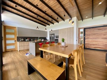 CASA CAMPESTRE EN VENTA, VDA SAN JOSE-GUARNE
