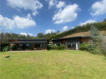 CASA CAMPESTRE EN VENTA, VDA SAN JOSE-GUARNE