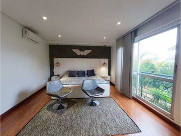 Espectacular casa en La Loma Benedictinos