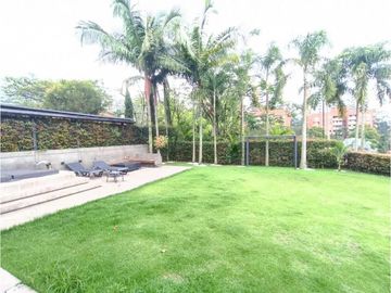 Espectacular casa en La Loma Benedictinos
