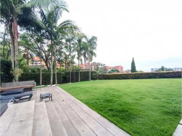 Espectacular casa en La Loma Benedictinos