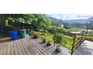 venta de casa campestre en condominio de 2000 M2 en La Mesa Cund.