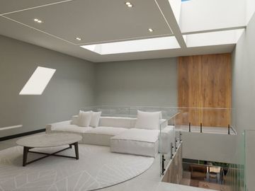 ESPECTACULAR CASA MODERNA A ESTRENAR EN CLUB DE GOLF LOS ENCINOS