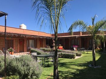 CASA  EN TEQUISQUIAPAN,  CAMINO AL CERRITO  valeri