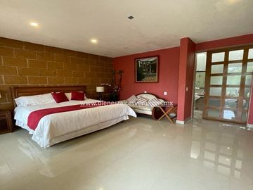 CASA  EN TEQUISQUIAPAN,  CAMINO AL CERRITO  valeri