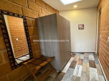 CASA  EN TEQUISQUIAPAN,  CAMINO AL CERRITO  valeri