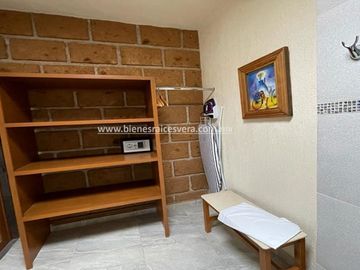 CASA  EN TEQUISQUIAPAN,  CAMINO AL CERRITO  valeri