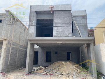 CASA EN VENTA FRACCIONAMIENTO VILLA SAN PEDRO TAMPICO