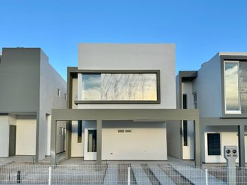 Casa en Venta en Bosques Boreales modelo LEVI