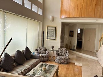 Casa en  condominio en Renta  amueblada   en Lomas Country Club,Huixquilucan .