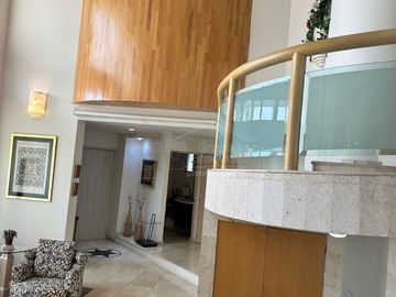 Casa en  condominio en Renta  amueblada   en Lomas Country Club,Huixquilucan .