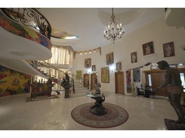CASA  EN VENTA EN VILLA CAMPESTRE EN BARRANQUILLA COLOMBIA - MANSION EN VENTA EN BARRANQUILLA