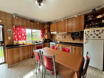 Chalet en venta en Wilde