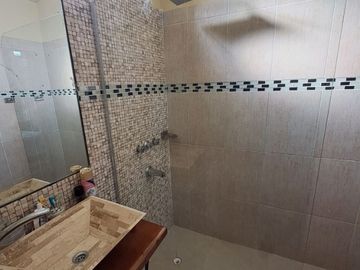 Casa PH en venta en Lanus Oeste