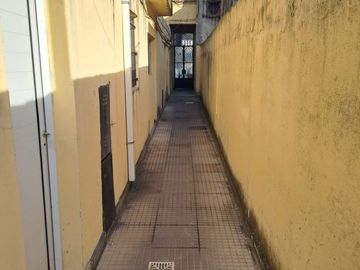 Casa PH en venta en Lanus Oeste