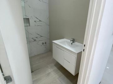 Departamento Tipo Casa en venta en Lanus Oeste