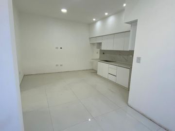 Departamento Tipo Casa en venta en Lanus Oeste