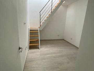 Departamento Tipo Casa en venta en Lanus Oeste