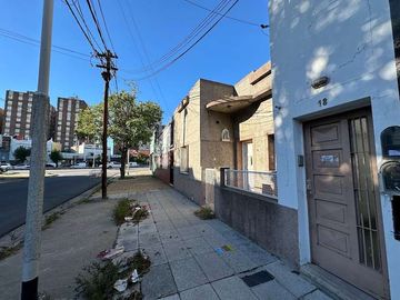 Casa para 2 Familias en venta en Piñeyro
