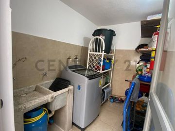 VENTA CASA SECTOR COCHAPAMBA