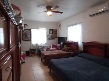 Venta de granja con casa uso habitacional, Aquiles Serdán