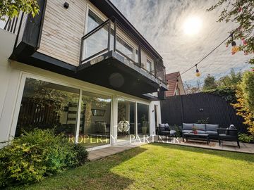 Espectacular casa totalmente remodelada en Los Dominicos.