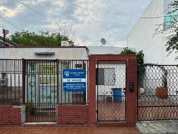 CASA EN VENTA PARA REMODELACION EN COLONIA LA ROMA, MONTERREY NUEVO LEON