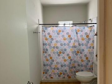 CASA EN VENTA PARA REMODELACION EN COLONIA LA ROMA, MONTERREY NUEVO LEON