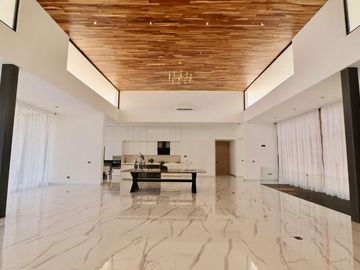 Casa en venta en Morelia, Club de Golf Tres Marías