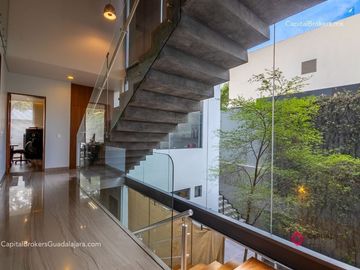CASA DE LUJO CON ALBERCA EN VENTA ZONA ANDARES