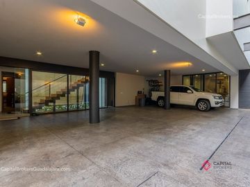 CASA DE LUJO CON ALBERCA EN VENTA ZONA ANDARES
